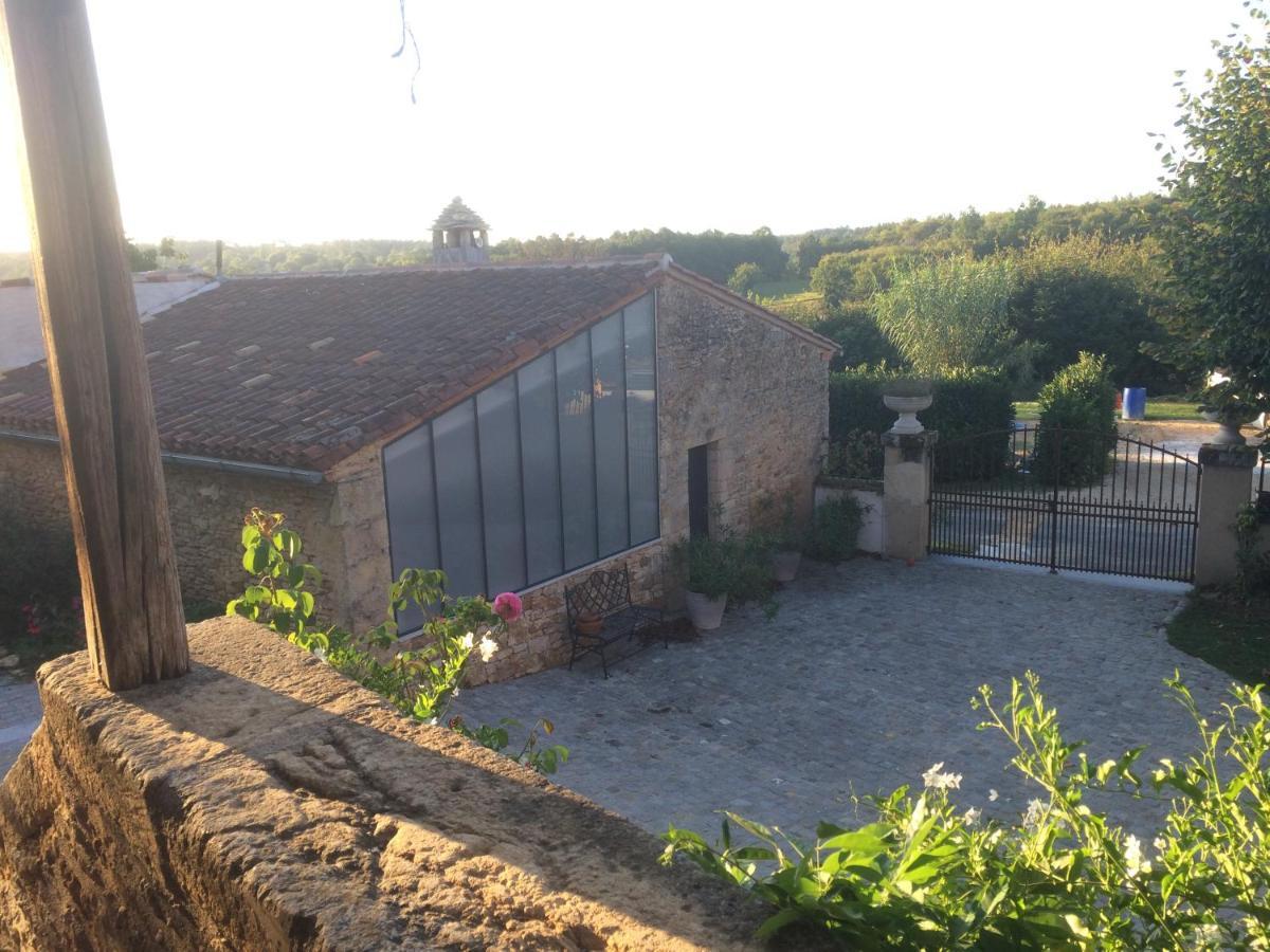 Maison De Vacances Loubejac Exterior foto